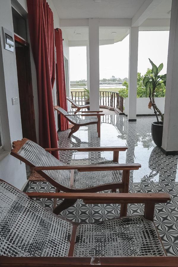 Sunset View Beach Hotel 아루감 베이 외부 사진